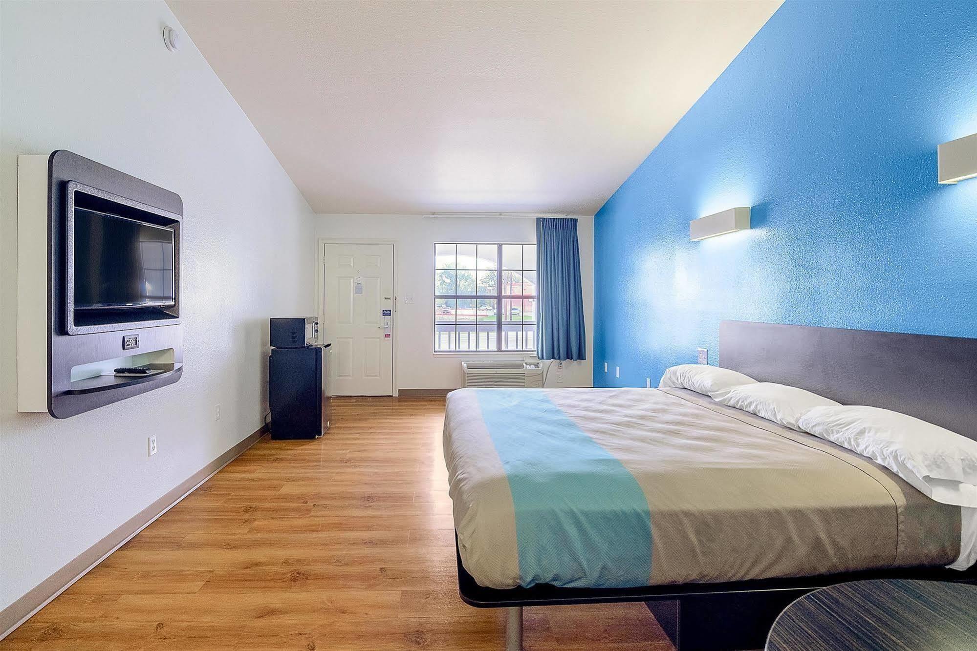 Motel 6-Canton, Tx ภายนอก รูปภาพ